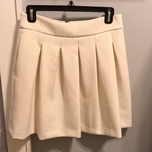 Banana Republic off-white skirt